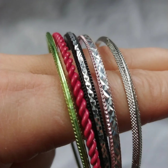 Lot of 5 Unique Colourful  Metal Bangles/Bracelets - Picture 2 of 3